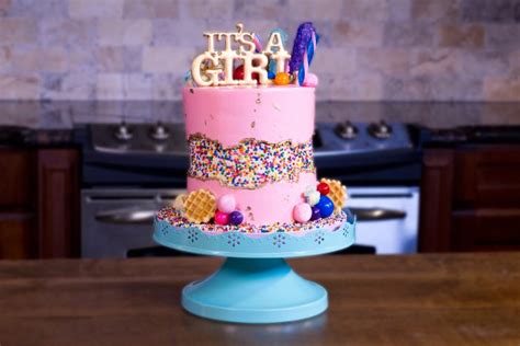 When it comes to tradition, a baby shower is held only for the first baby. Fault Line Cake | Baby Shower | Buttercream Decorating