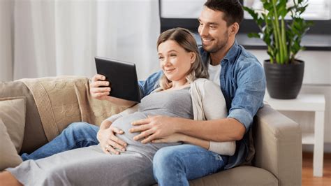having a successful relationship with your surrogate all about surrogacy