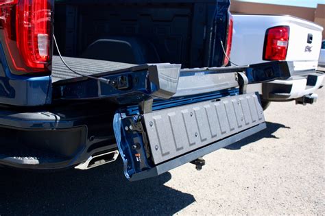 Gmc Sierra Multipro Tailgate Hits Hitch When Fully Extended Video Gm