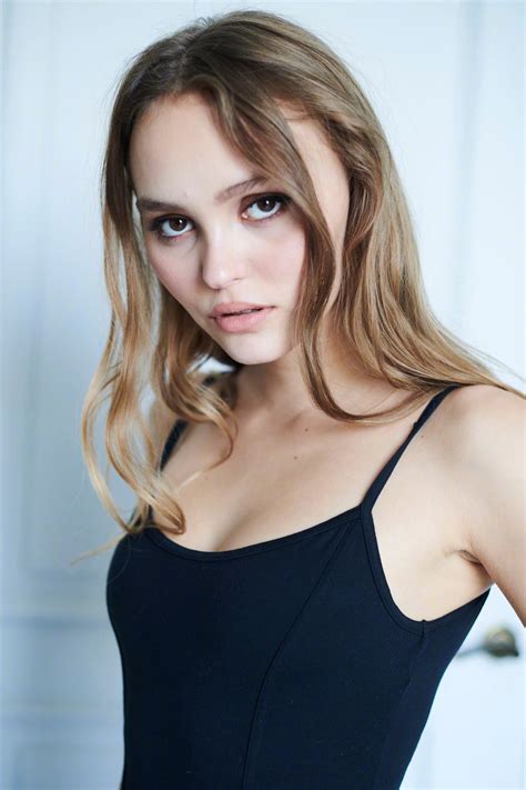Lily Rose Melody Depp Picture