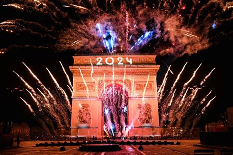 Paris Silvester Video Am Arc De Triomphe Löst Fassungslosigkeit Aus