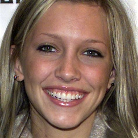 Discovernet The Stunning Transformation Of Katie Cassidy