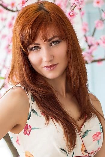 Ukrainian Single Alena Grey Eyes 32 Years Old Id168306