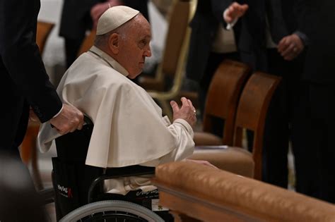Pope Back From Illness Expected For Easter Mass