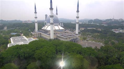 This is not the jabatan imigresen. Malaysian cities: Shah Alam - YouTube