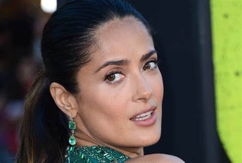 Сальма хайек питание диета Сальма Хайек порадовала фанатов снимком в бикини за утренним кофе Сальма Хайек порадовала фанатов снимком в бикини за утренним кофе Сальма хайек питание диета