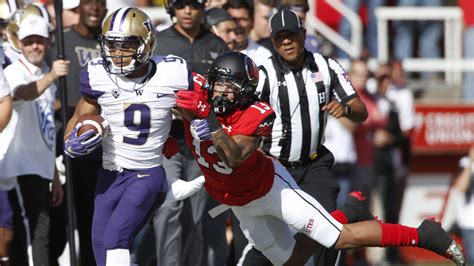 Washington Escapes With A Win Against Utah To Remain Undefeated And