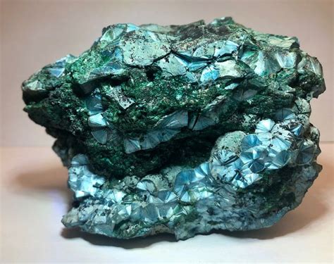 Bisbeeite And Malachite Crystal 65×5×8 Cm 447 G 1 Catawiki