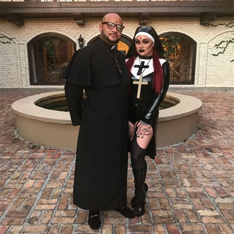 Sexy Nun Priest Costume Halloween Cute Couple Halloween Costumes