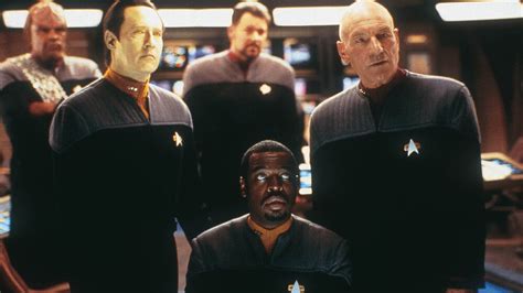 Star Trek Kehrt nun auch Captain Picards Crew zurück