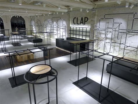 Clap Store Fabio Caselli Design