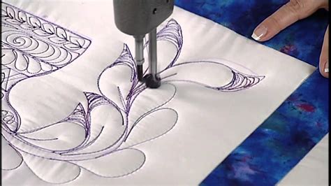 How To Quilt Freehand Feathers Youtube