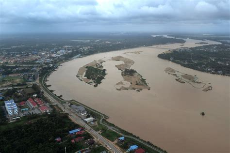 Lktn logo lpnm ltat mahkamah mahkamah majistret mahkamah rayuan mahkamah rendah mahkamah sesyen mahkamah tinggi mammografi matematik maxis store maybank media sosial melaka mentari. Number of flood evacuees down in Pahang, Johor, Kelantan ...