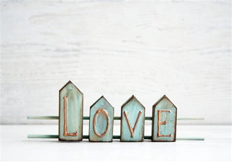 Love Sign Home Decor Wooden Sign Rustic Shabby Wooden Decor