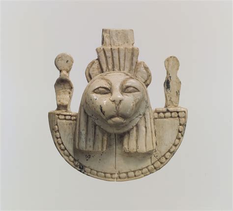 Openwork Furniture Plaque With The Head Of A Feline Assyrian Neo