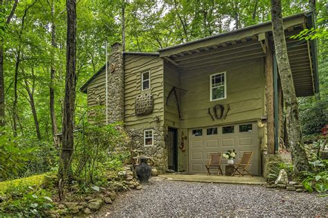 Waterfall Cabin In The Pisgah National Forest Evolve