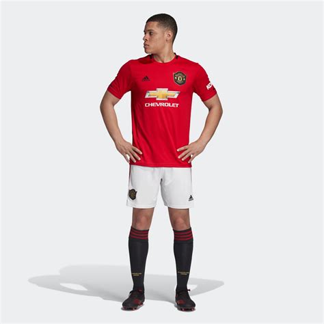 View manchester united fc squad and player information on the official website of the premier league. Full Manchester United Kit for 2019/20 : ManchesterUnited