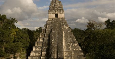 Mayan Pyramid Mesoamerican Pyramids Pictures Pyramids In Latin