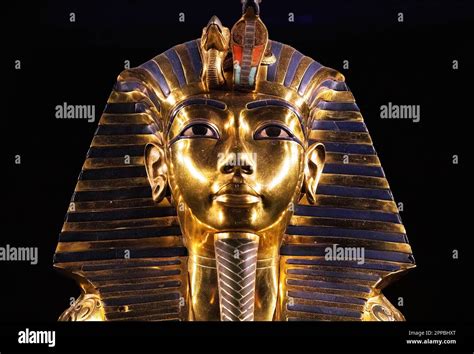 Golden Funerary Mask Of King Tutankhamun Copy Stock Photo Alamy