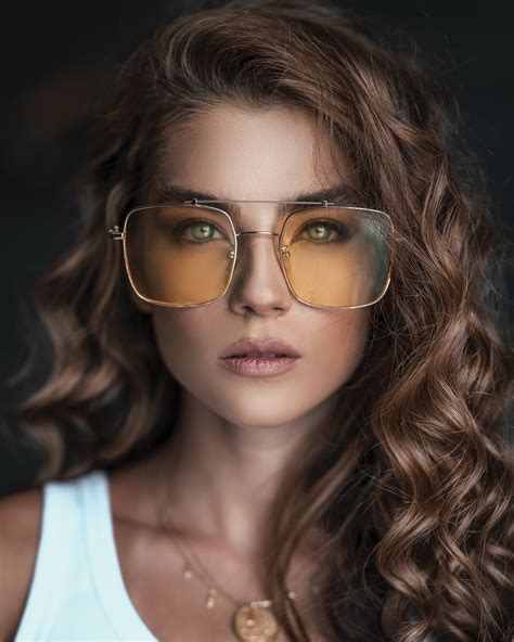 Photo Of Woman Wearing Sunglasses Eye Syte