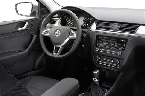 Skoda Rapid Spaceback 16 Tdi First Drive