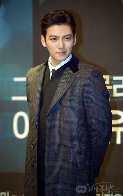 Go here for ji chang wook's previously released spreads from the celebrity's april issue and here and here from singles. WAWANCARA Konferensi Pers "Healer" | Ji Chang Wook ...