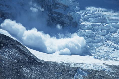 'only on a mountain can you experience avalanches of snow or rock.' 'find a simple wind that sails your mind and body to denver, colorado; Avalanche definition and meaning | Collins English Dictionary