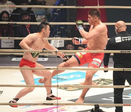 オクタヴィネル寮の副寮長で、アズールの補佐役。 フロイドとは双子の兄弟。 丁寧で物腰も柔らかいが……。 学年：2年 / 誕生日：11月5日 / 身長：190cm / 年齢：17歳. スダリオ2連勝!1回TKO「物足りない」ヘビー級戦線制圧へ「1人 ...