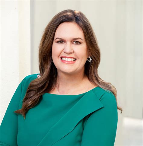 Ark. Governor Takes Swipe at California, Overlooks Gun Rights Issue