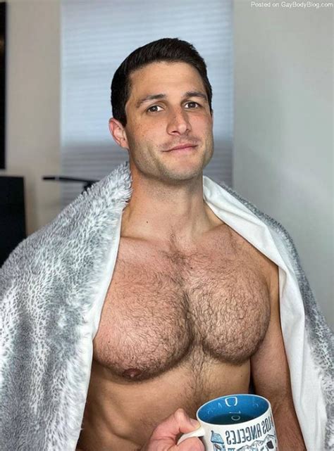 Roberto Portales Knows How To Pose Gay Porn Blog Network Nude Men