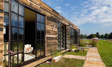 12 Brilliant Prefab Homes That Can Be Assembled In Three Days Or Less