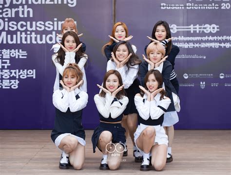 Twice filmed for 'running man' at sbs in the neighborhood of tanhyeon on may 18. jyp entertainment confirmed that the episode had been recorded on may 18 in gyeonggi. 161204 TWICE @ SBS Running Man EP460 (런닝맨 ...