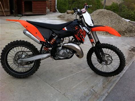 Dennis kirk has been the leader in the powersports industry since 1969, so you can rest. KTM SX 150 144 cm3, 2009 god.
