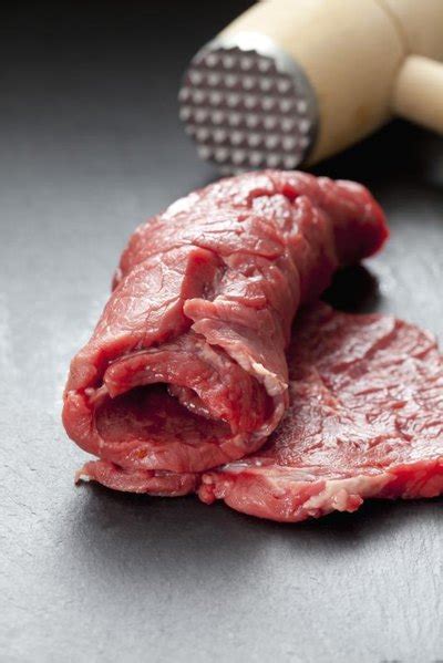 In a bowl, combine the remaining ingredients. How to Tenderize Roast Beef Round Steak | LIVESTRONG.COM