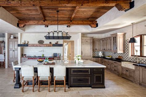 How about a sitting area with a tv or games console? 16 Charming Mediterranean Kitchen Designs That Will ...