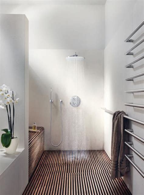 Go for the american standard rain showerhead. 22 Modern Rain Shower Ideas For Refresh Your Body | Home ...