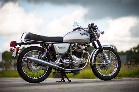 Black street legal title status: 1975 Norton Commando 850 Electric Start Interstate ...