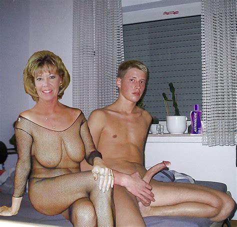 Mom son vacation porn Реал порно милф 77 фото секс фото