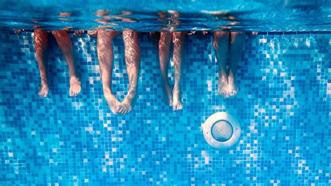 Fecal Parasites Found In Pools Getting Summer Swimmers Sick Cdc