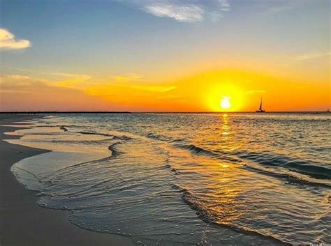More Aruba Sunsets Please 🌊 📸 Trotworld Aruba Visitaruba