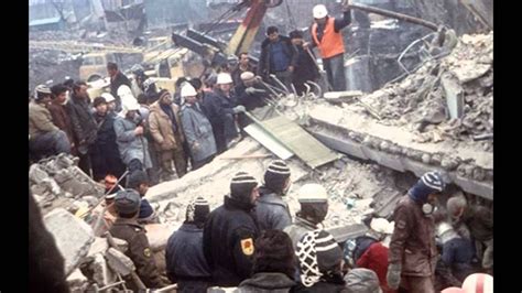 В армении сегодня вспоминают жертв разрушительного землетрясения: Землетрясение в Армении 1988 г. - YouTube