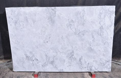 It has grown in popularity over the last few years because it resembles marble and will work great as a kitchen countertop, bathroom vanity top, backsplash, bar countertop or fireplace surround. Super White Calacatta bundle 3 - Granitenzo