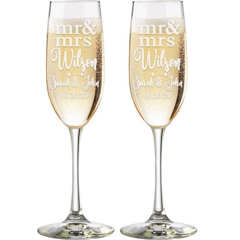 Set Of 2 Personalized Toasting Glasses Wedding Toasting Etsy Wedding Flutes Engraved