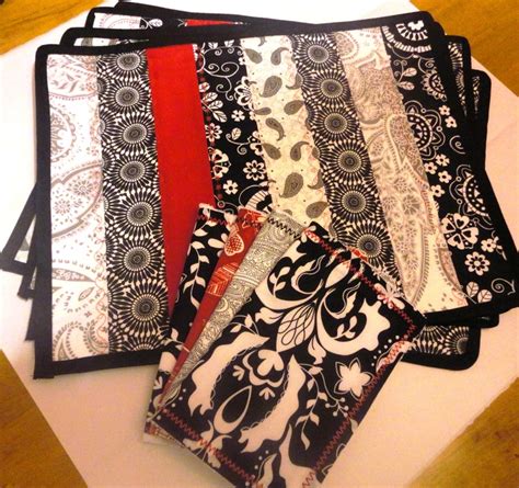 Easy round crochet placemats, oblong, square, etc and table linens are among them. 43 best images about quilted PLACEMATS on Pinterest ...