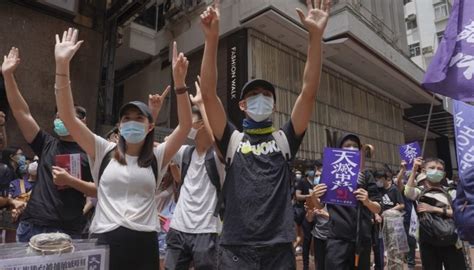 protests flare up in hong kong over china s security law plan malaysia marketing community