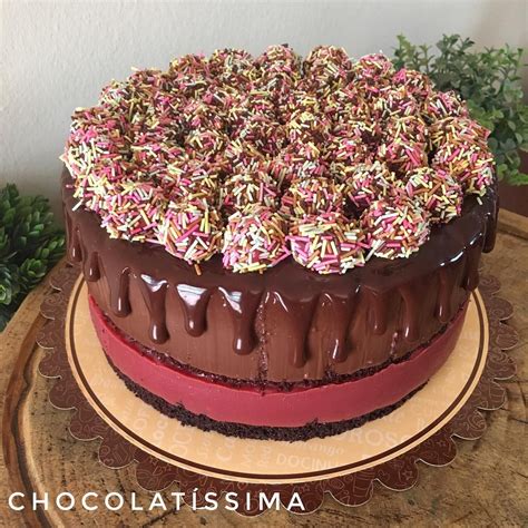 Aniversário muito bem comemorado Massa Black Recheio Chocolate Desserts Food Sweets