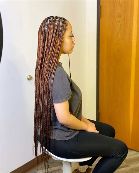 Houston Braider On Instagram Medium Knotless Braids Hip Length Click The Link I In