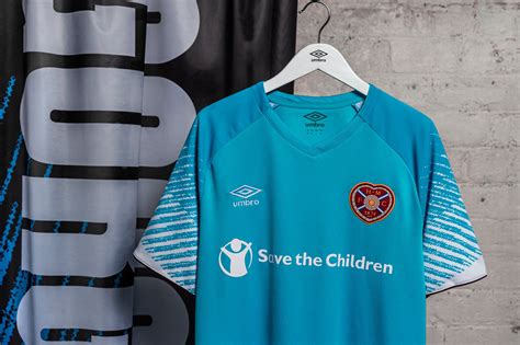 Unveiling with messi, piqué, de jong, griezmann, busquets & sergi roberto. Hearts 2020-21 Umbro Away Kit | 20/21 Kits | Football ...