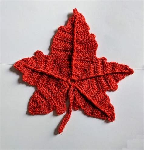 This Is A Crochet Pattern For A Maple Leaf The Leaf Has Dimensions Of