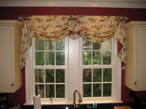 Beautify Your Home With Valances Window Treatments Country Kitchen